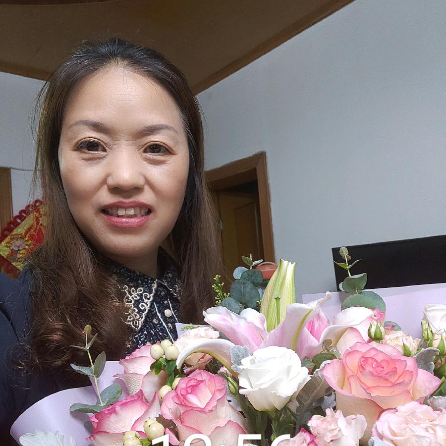 阿莲（欢迎各位朋友进我的橱窗）