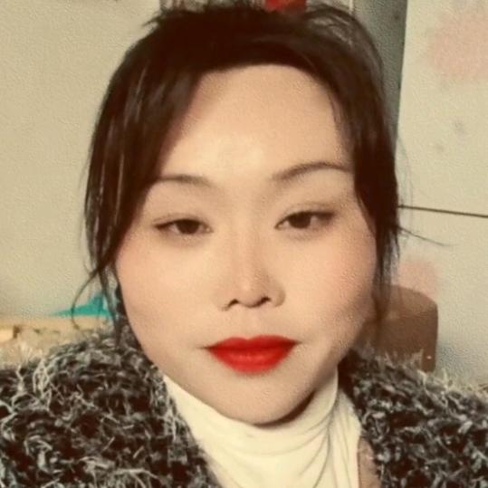 简简单单的我。