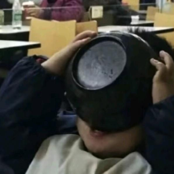 长矛沾屎戳谁谁亖