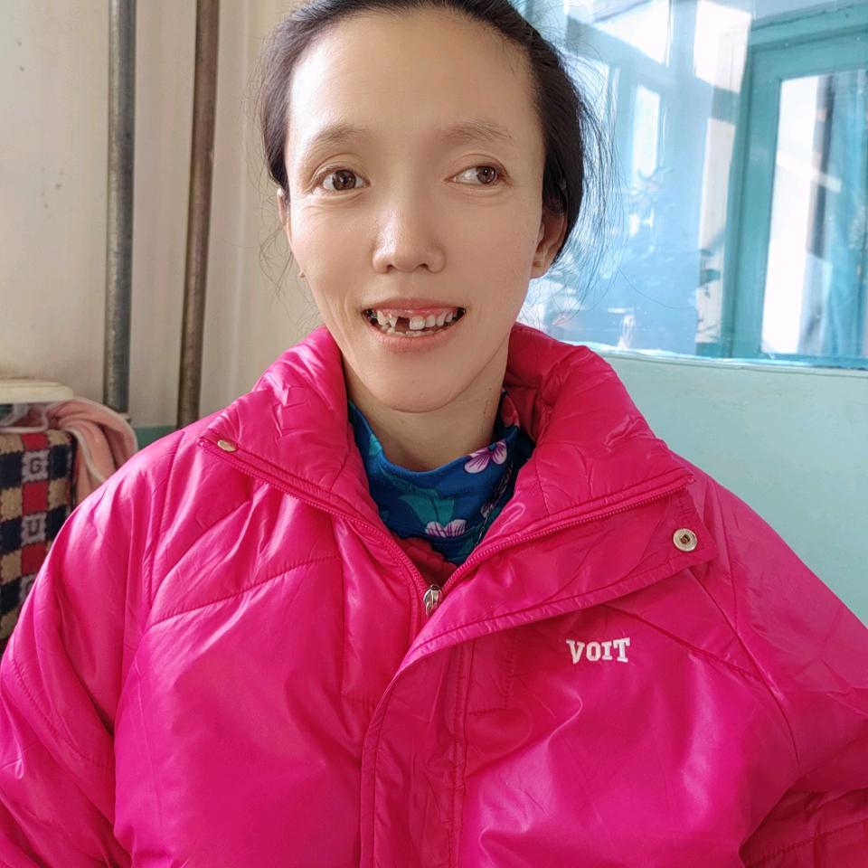 不会走路姑娘