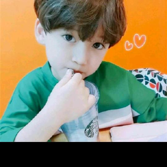 我是哥哥高高风帅