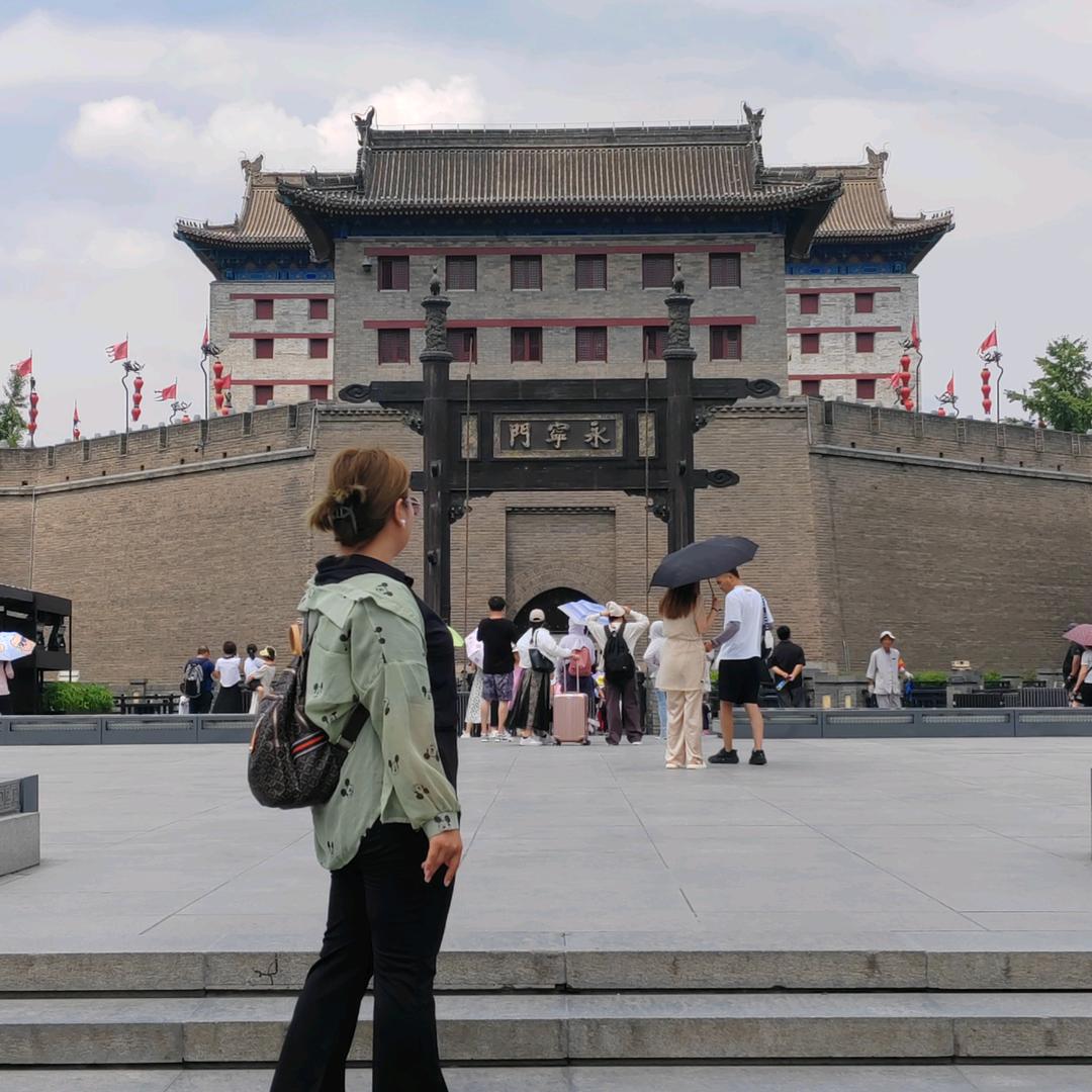 杨杨吃喝玩乐游🎈