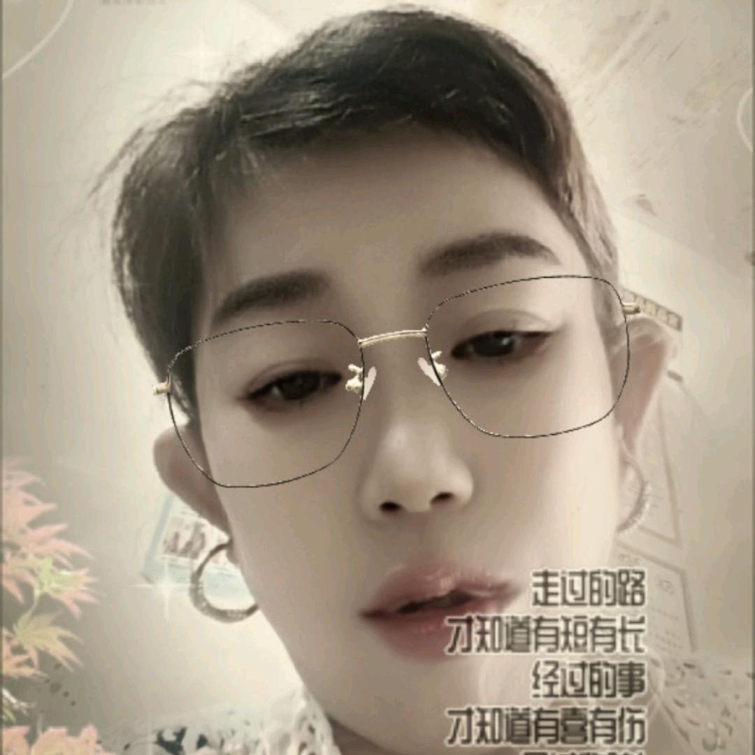 小红红