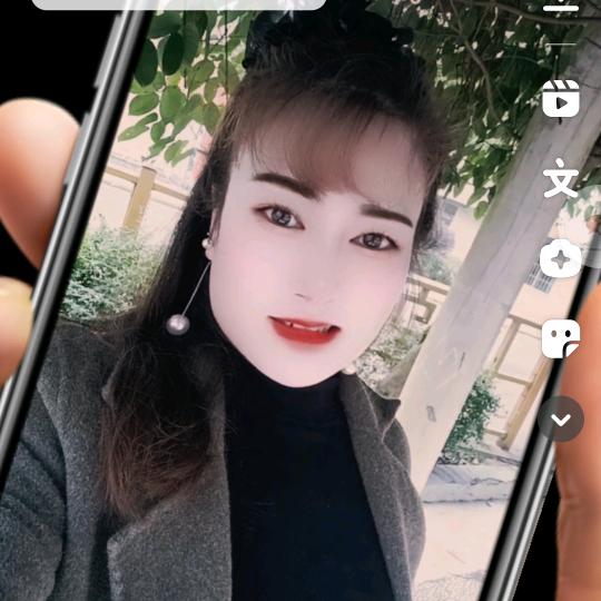 泥高卓曼女装