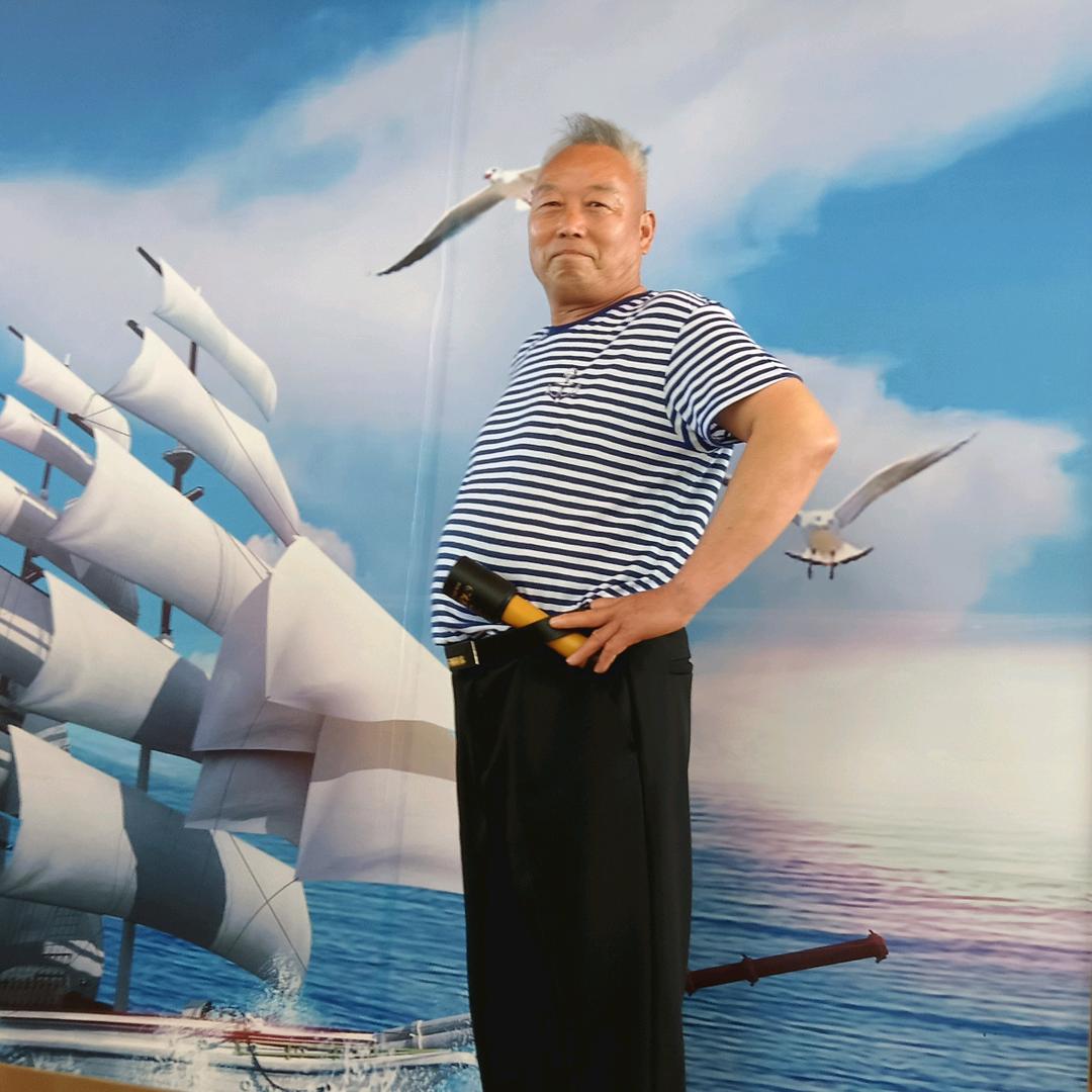 三胞胎兄妹爷爷！