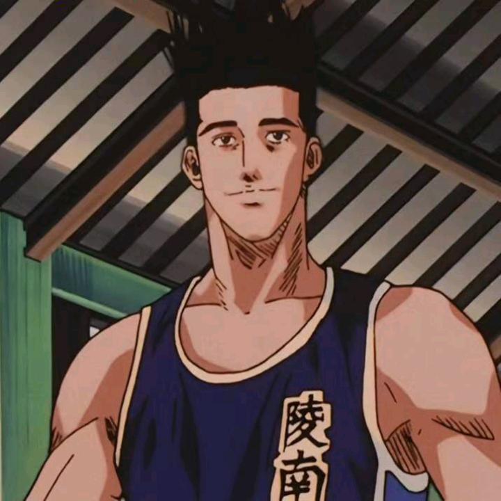 自 由