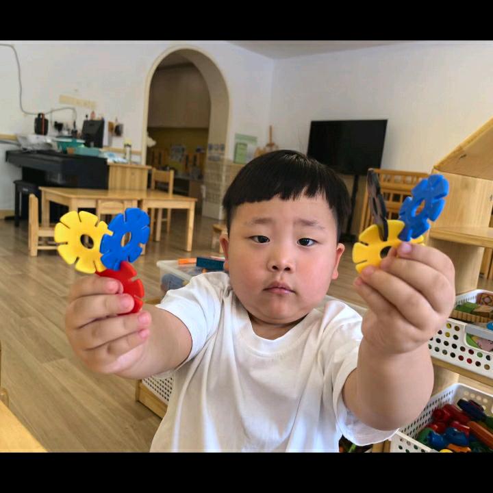 李真，幸福家庭