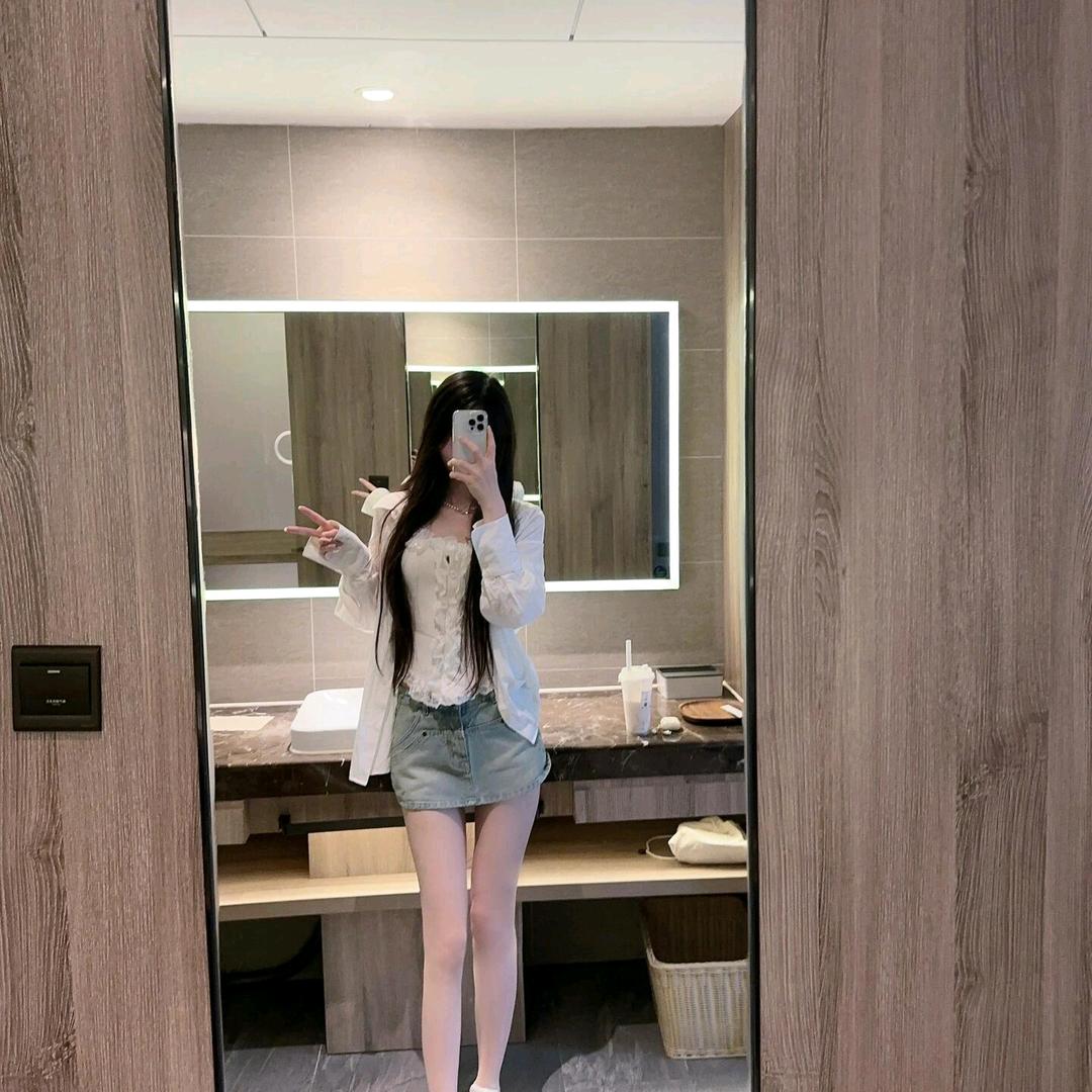 小小的蛮腰