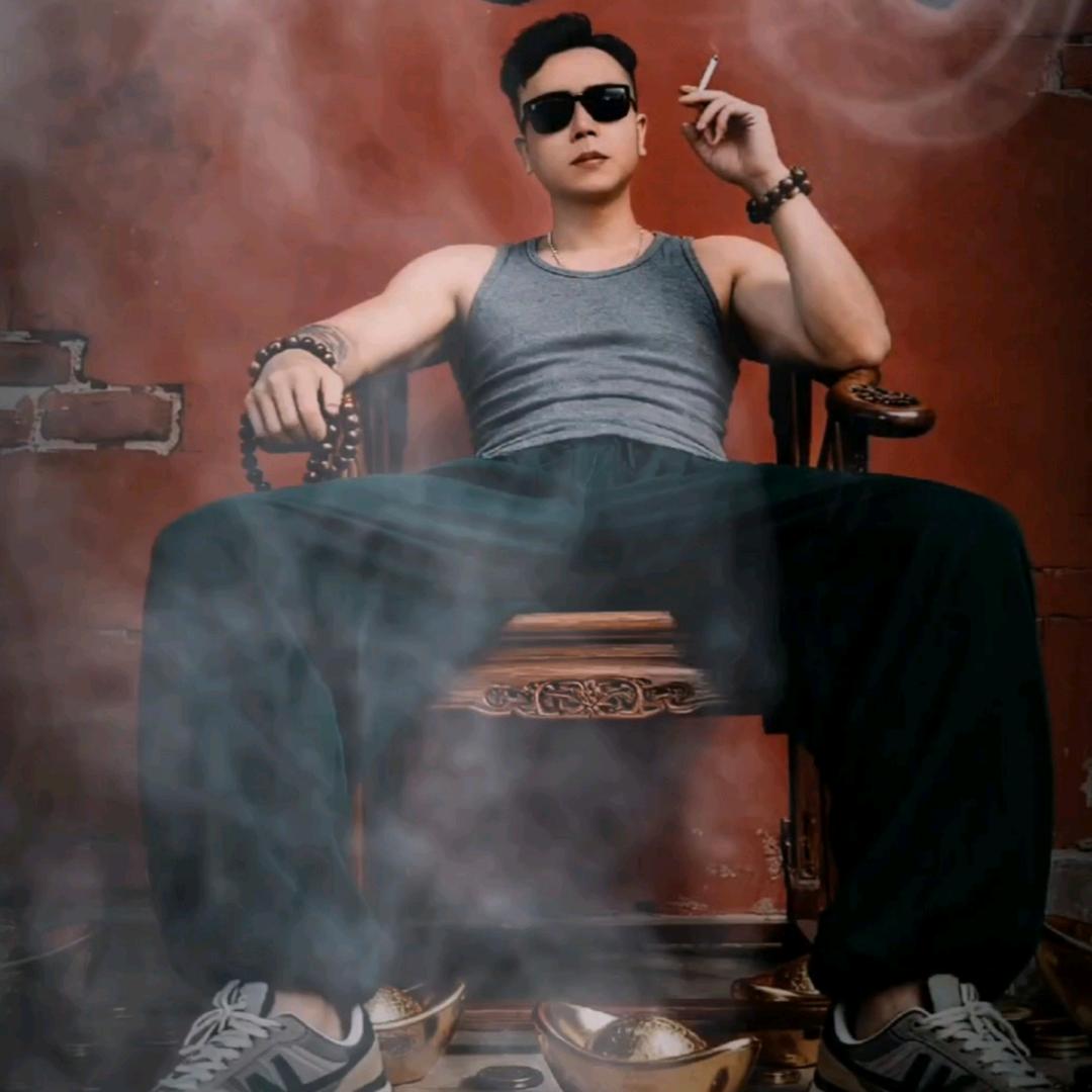 江湖浪子，建哥？