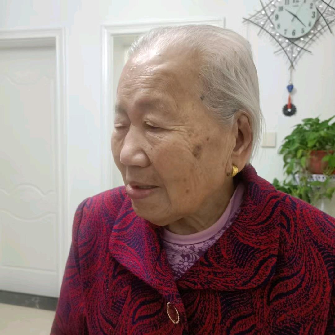 慈祥老妈妈