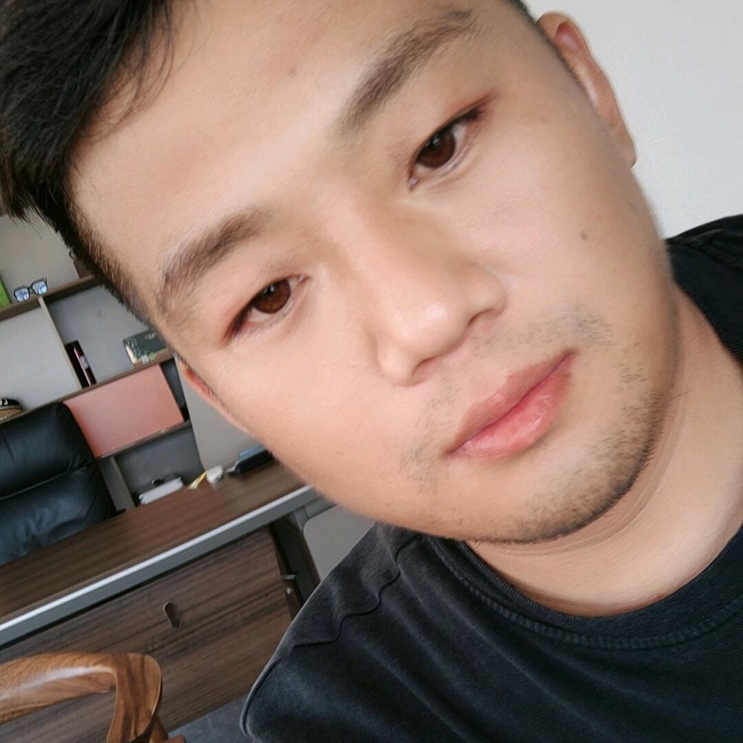卞建华
