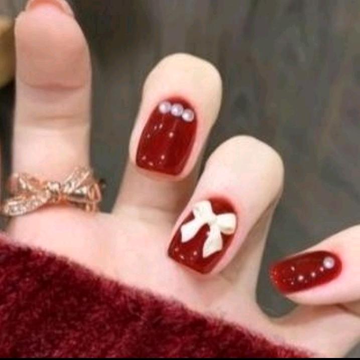 艾微儿美甲美睫纹绣催乳