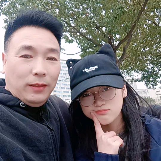 妍妍爸《首播预备中》