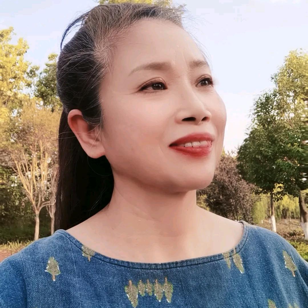 杨姐🎤首播(上午7:20开播)