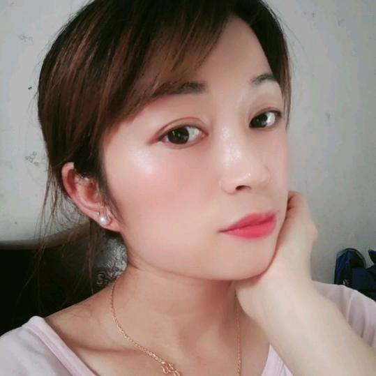 小💞何
