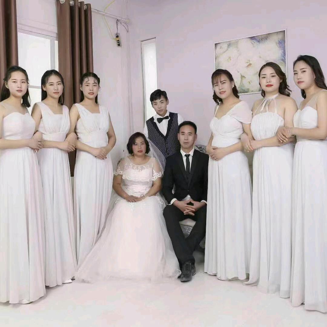 七个孩子的爸爸（年轻的爸爸）