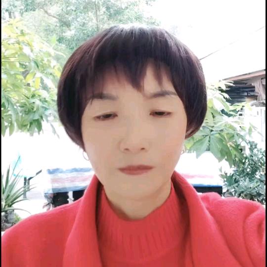 方姐（早上八点左右开播）