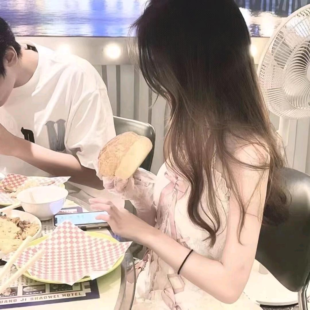 小雪是懒虫♡