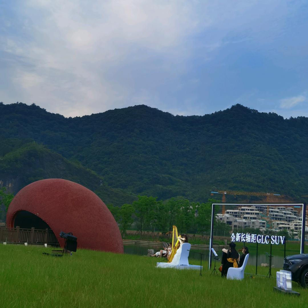 隐于山水涧