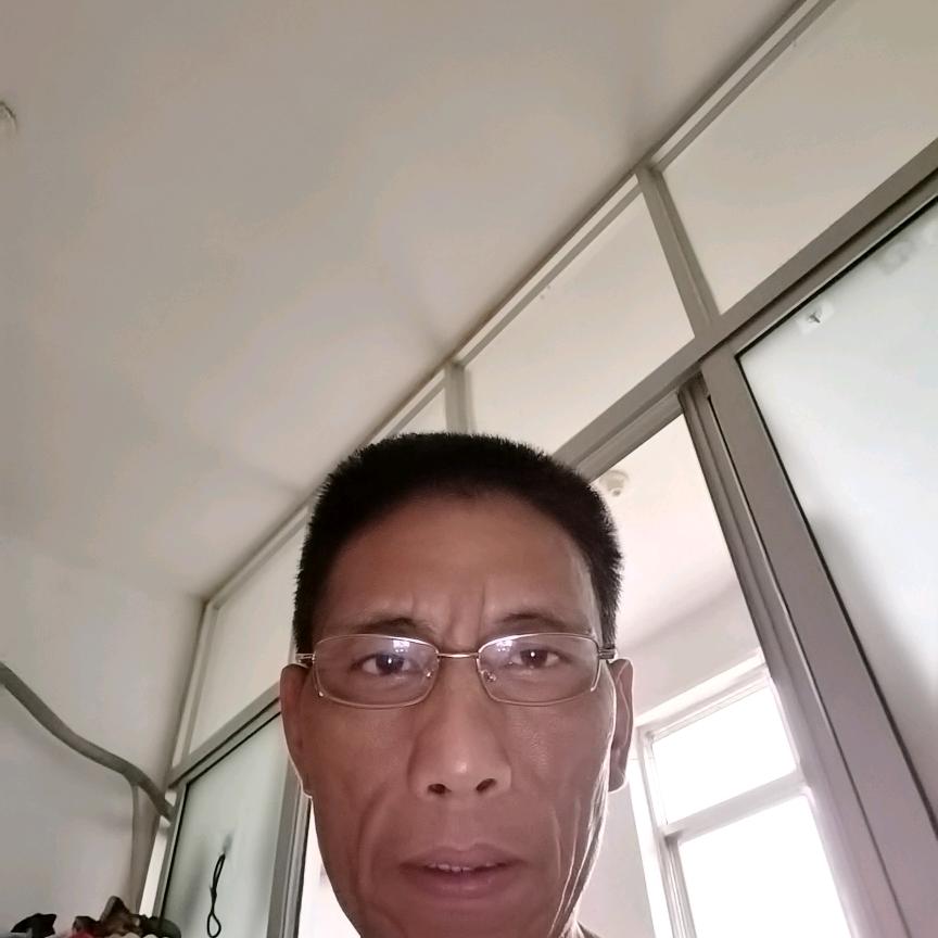 黄铭忠