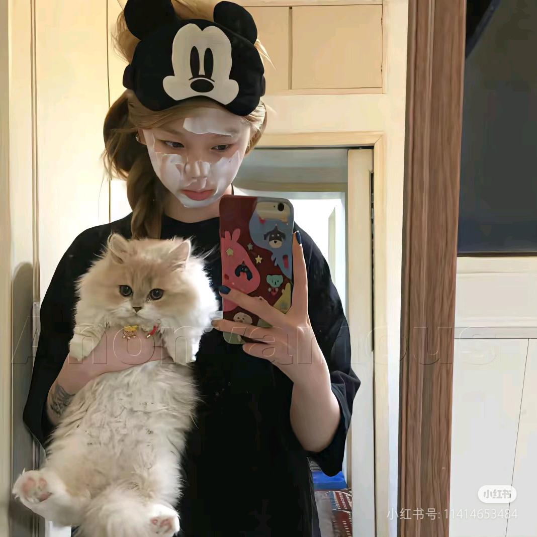 一颗小李子^