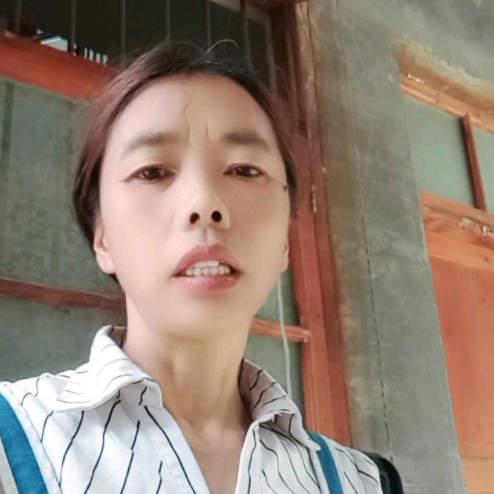 小芬