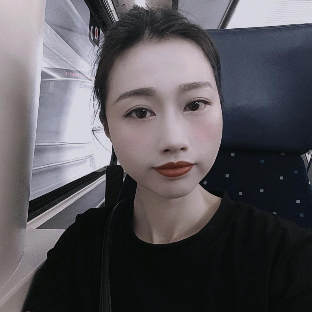 湘潭步步高购广店She's(茜子)