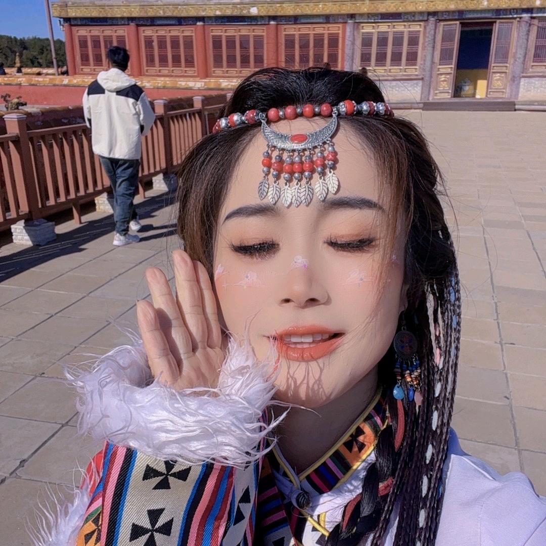 ℒᎭℯ人间小”迷糊₅₂₀᭄