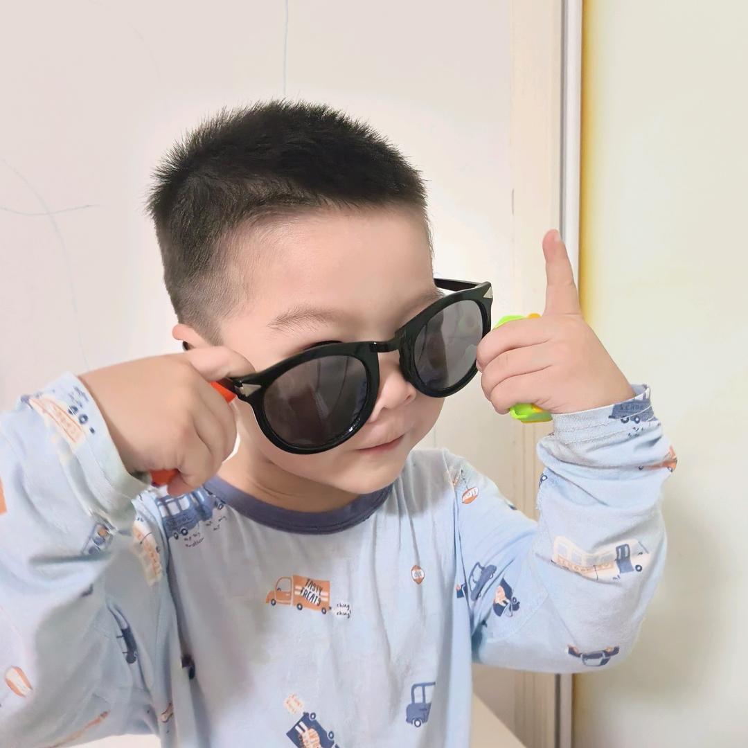 川流年检站  高昭彬