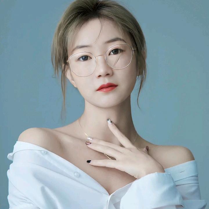 小Zhang🎀(阳光女孩)