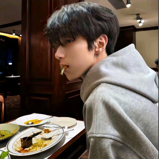 长这么丑我也难受