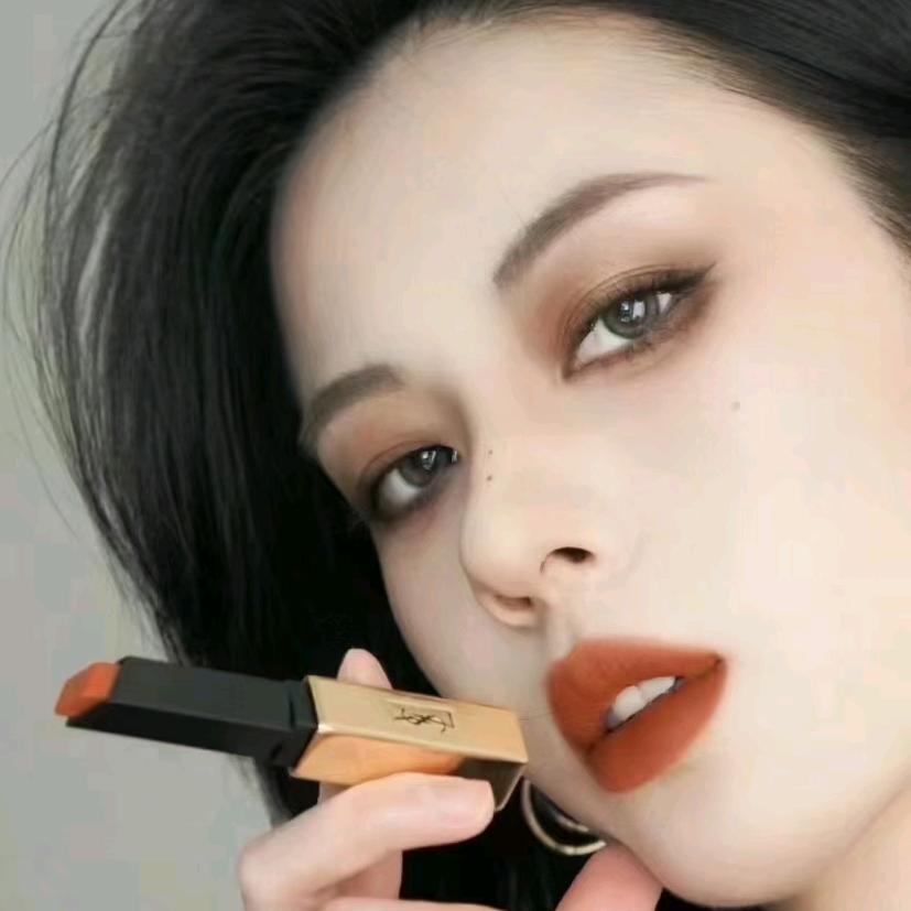 岚优美妆