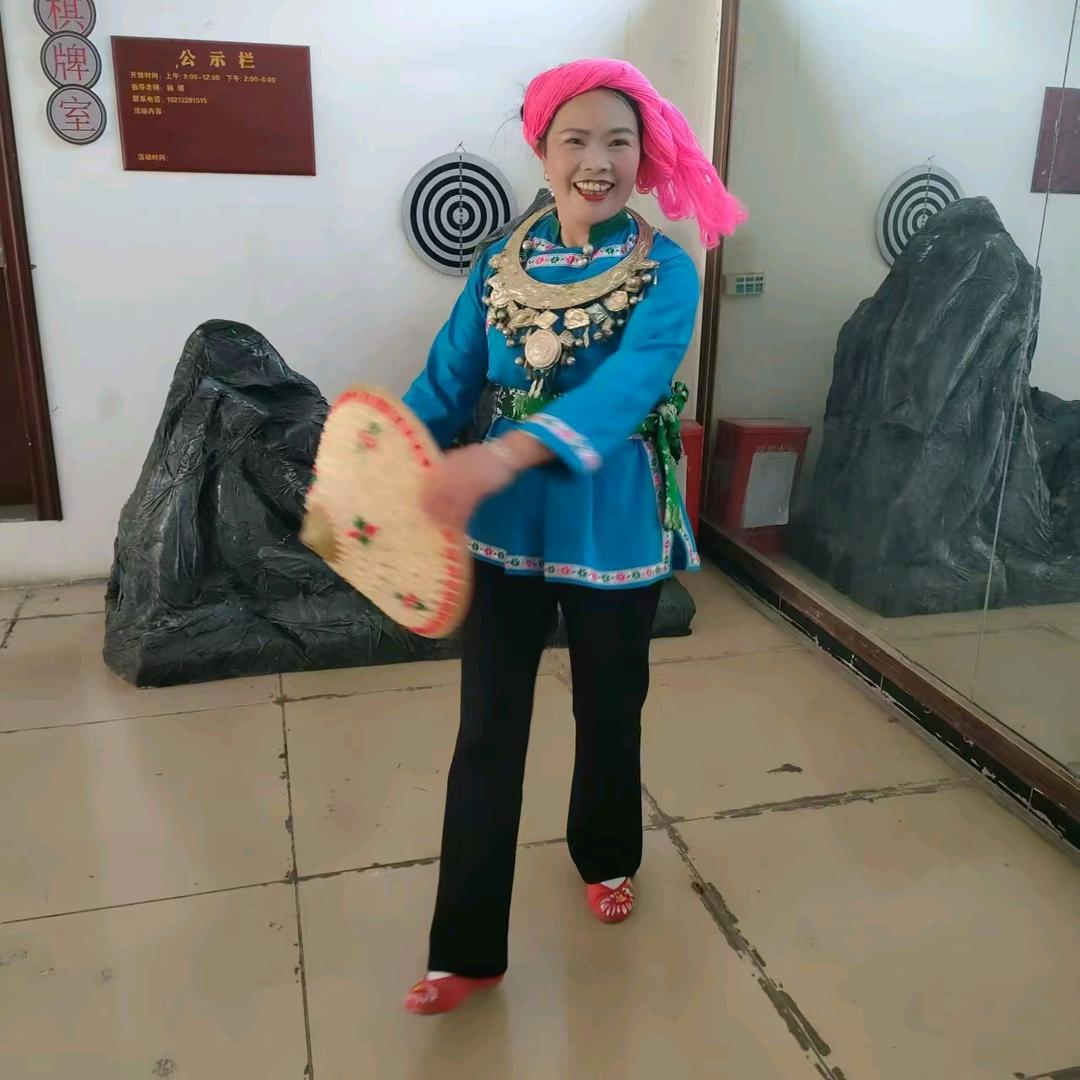 兰花草🌾