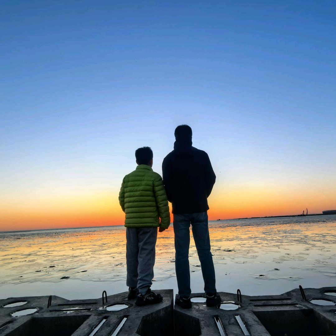 桐桐de帅气爸爸