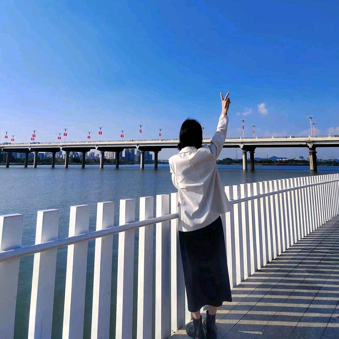 ℳঞᩚ💫桥边菇娘💞