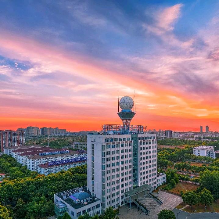 南京砖头国际文化交流有限公司