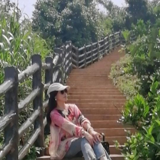 靓妞