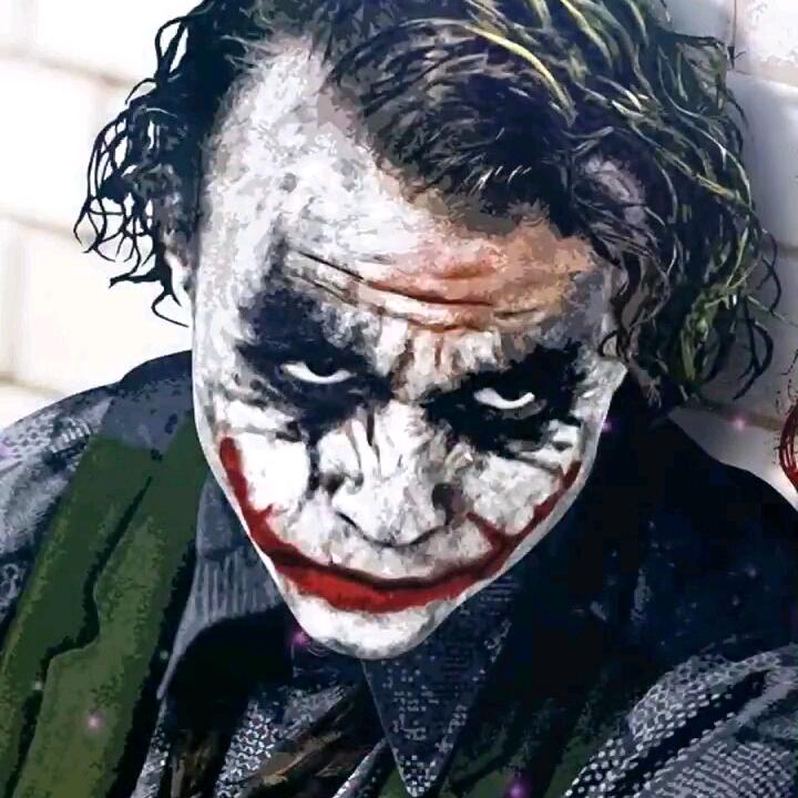 云边有个小卖部