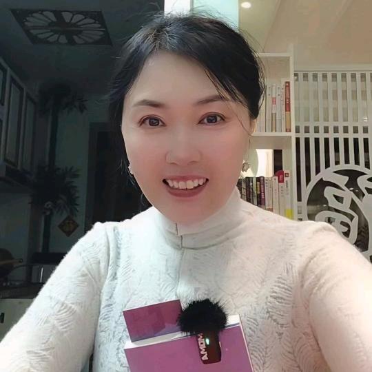 亚伦在日本