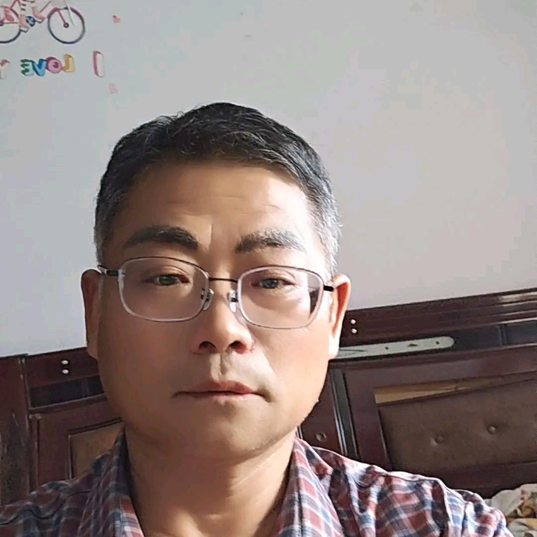 梁振义(👓水果销售）