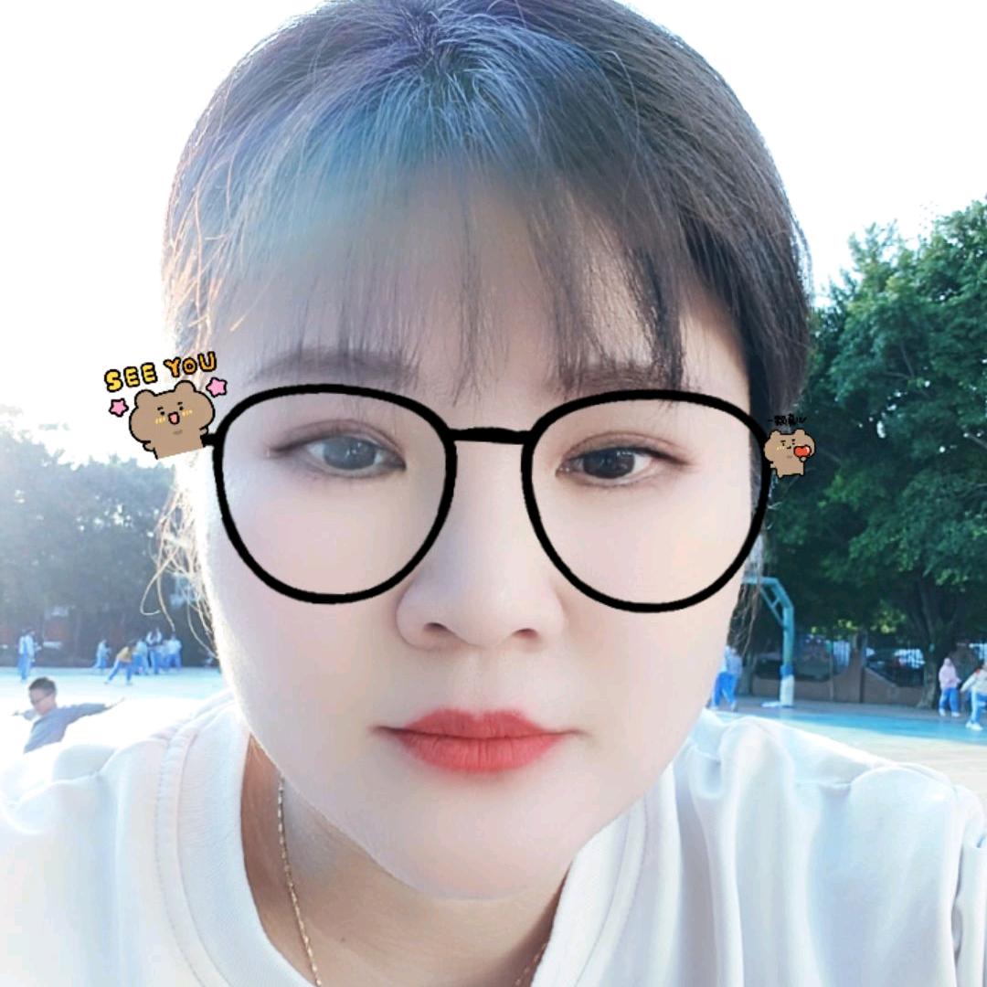 向阳而生🌻🌻🌻