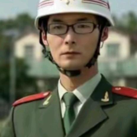 淡淡的烟味