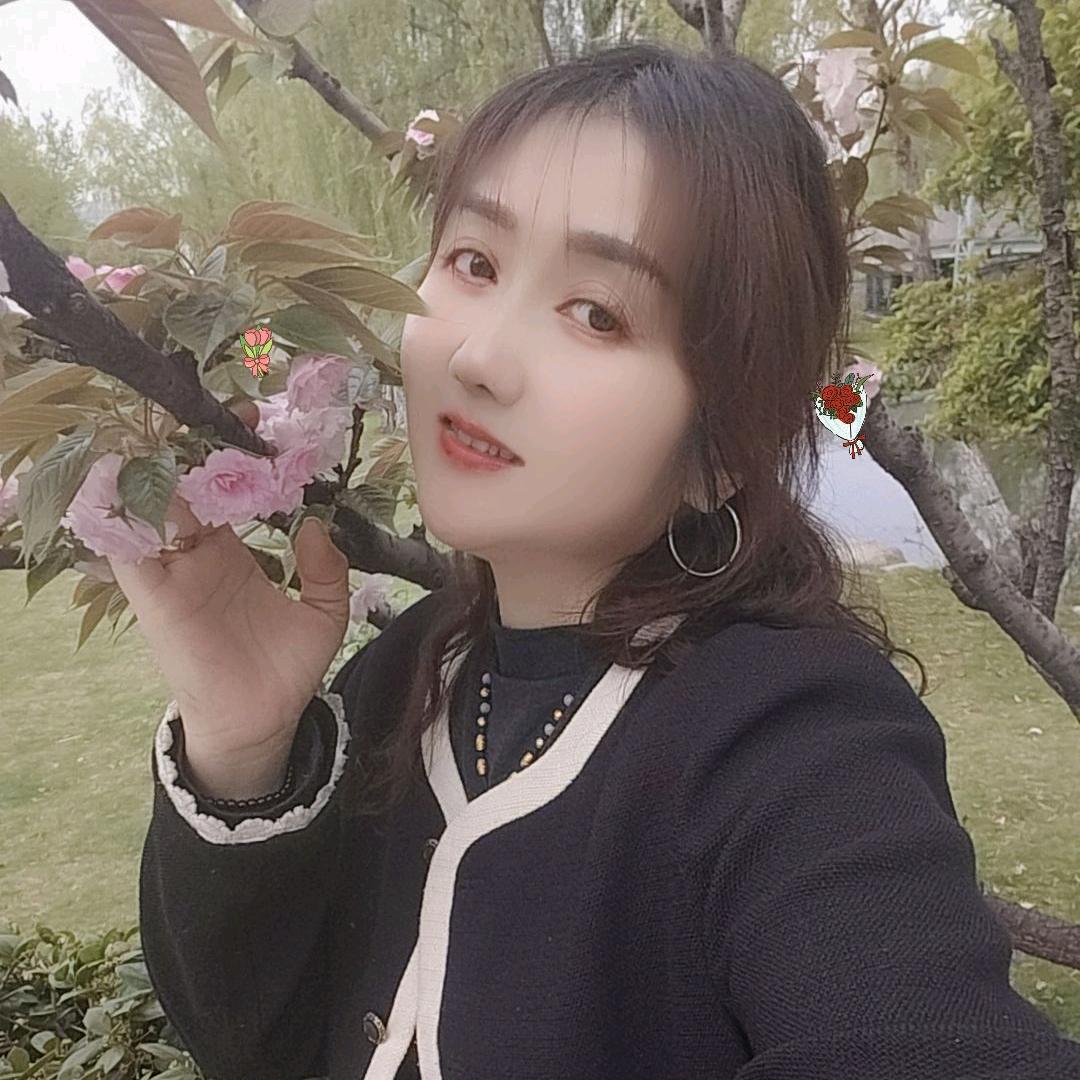 㣻罖