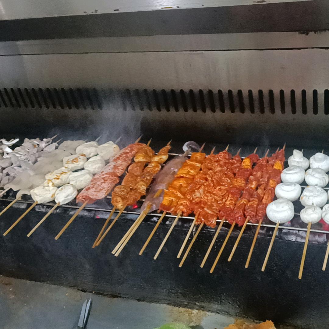 钱王串串香烧烤