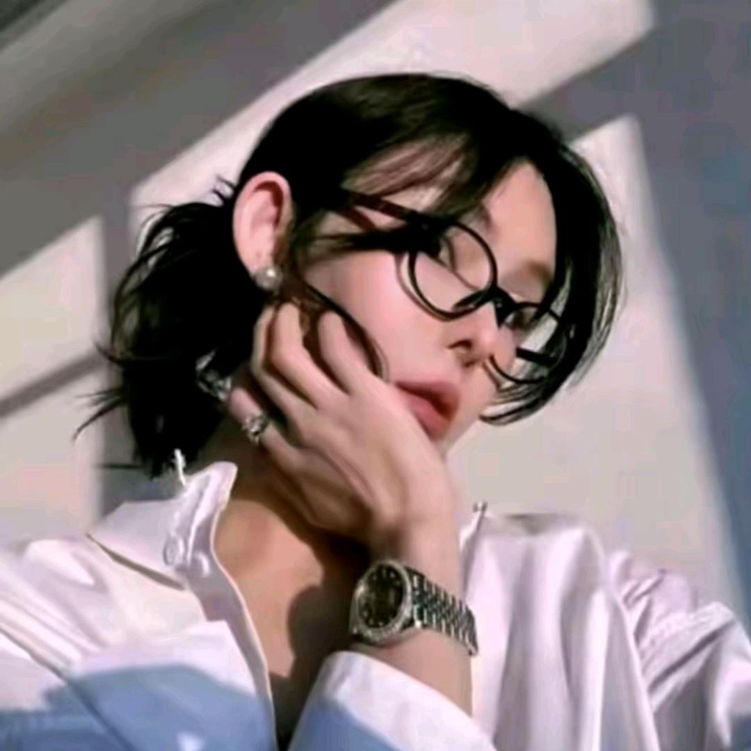 侯點點（精致衣橱）