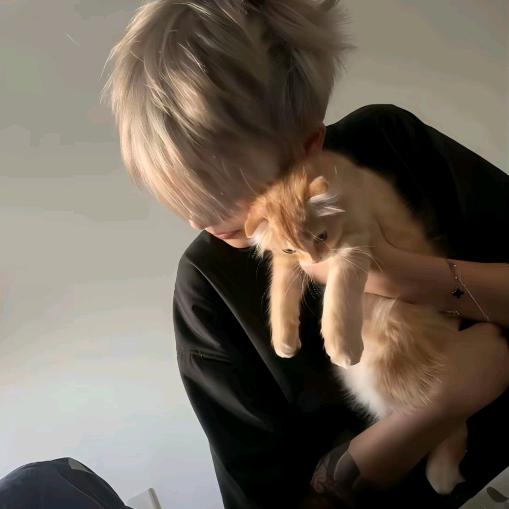 起名真的好难..