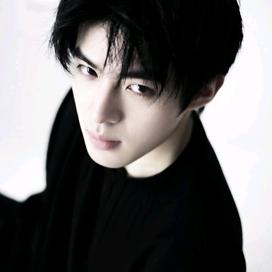 5块买三碗拌面加哇哈哈