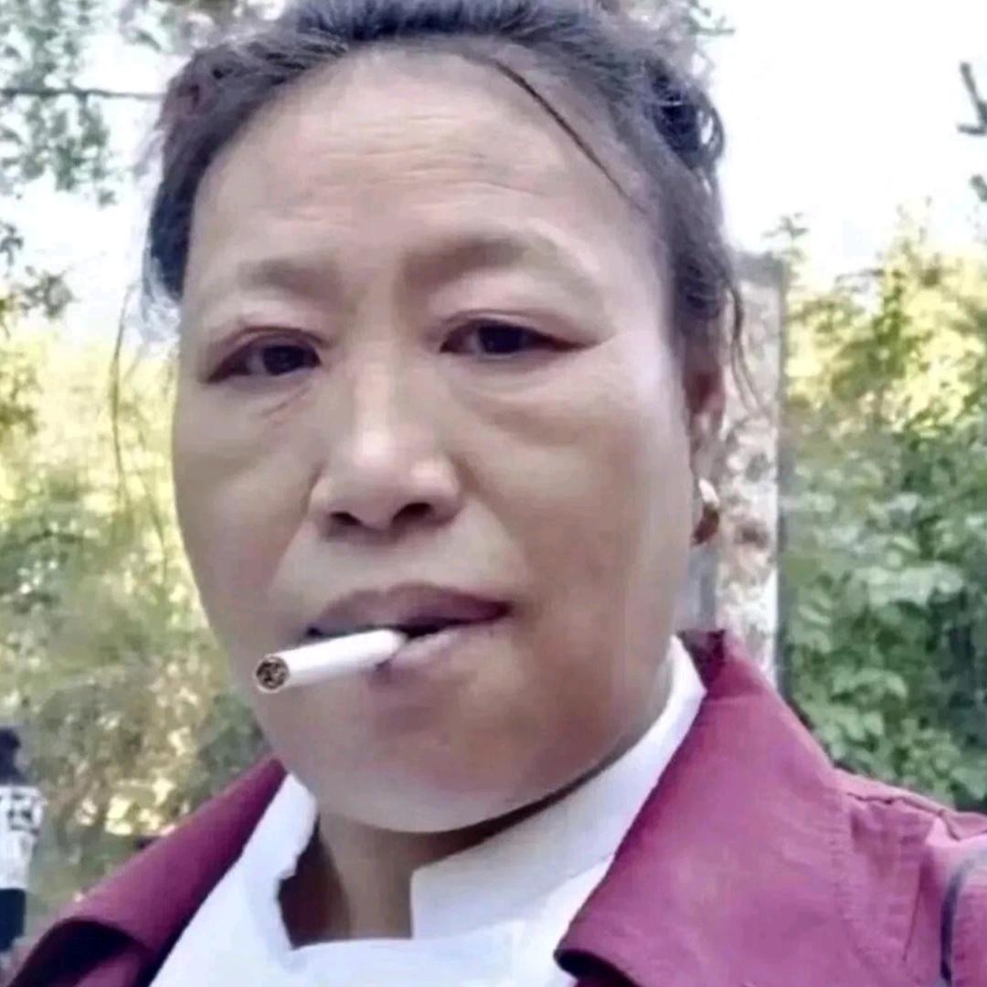 白雪公主为报恩强娶王子七个母亲
