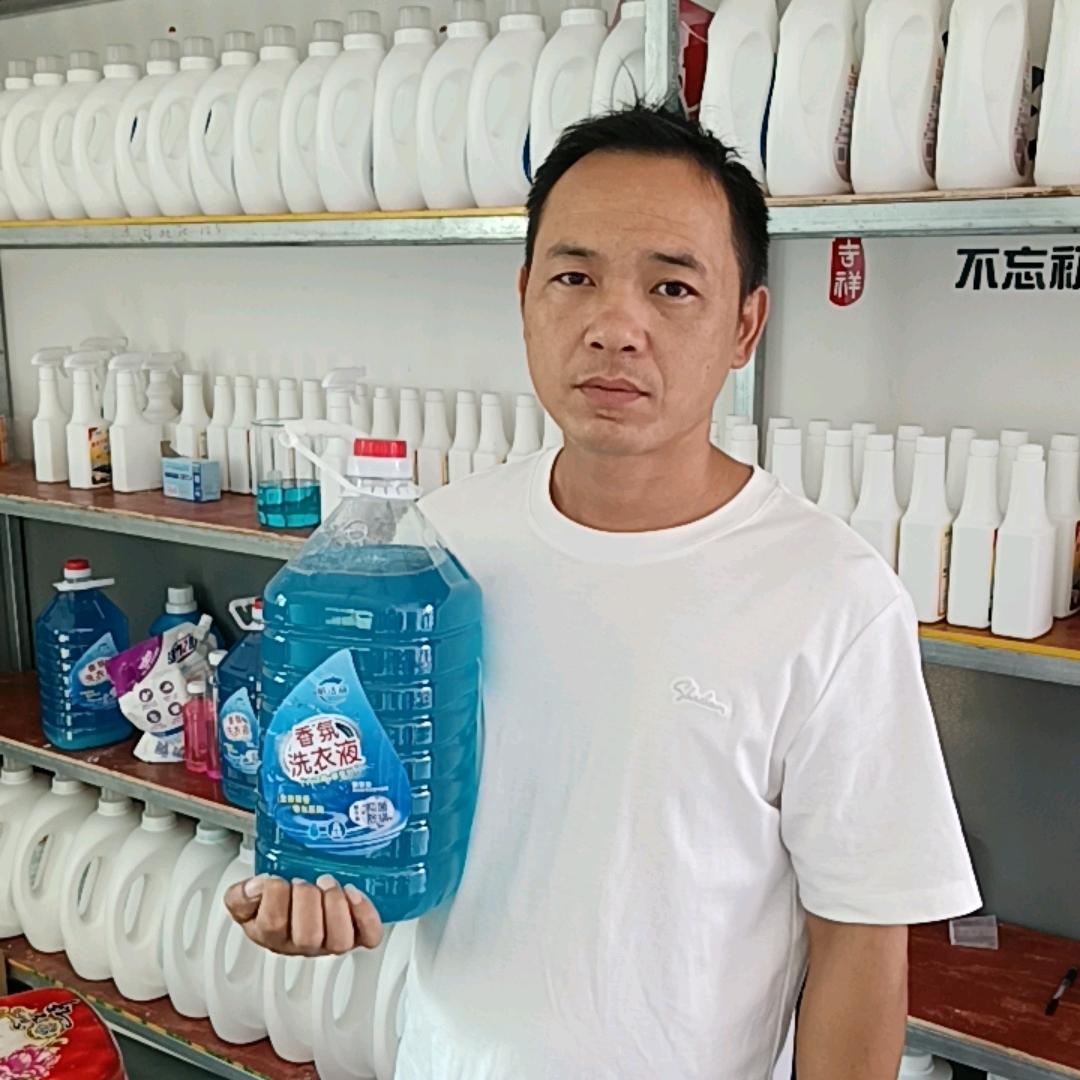 新晃江哥洗衣液