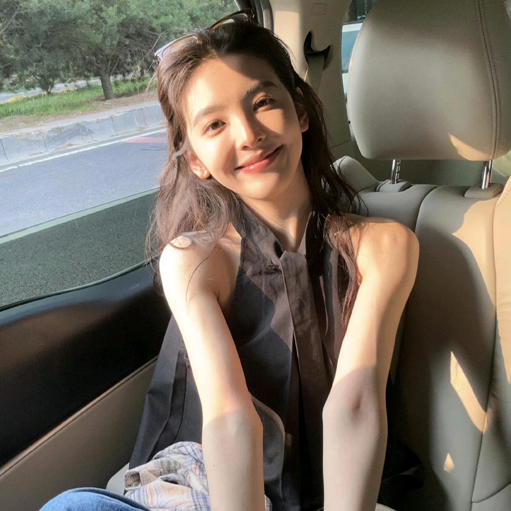 小屁孩吹泡泡💕